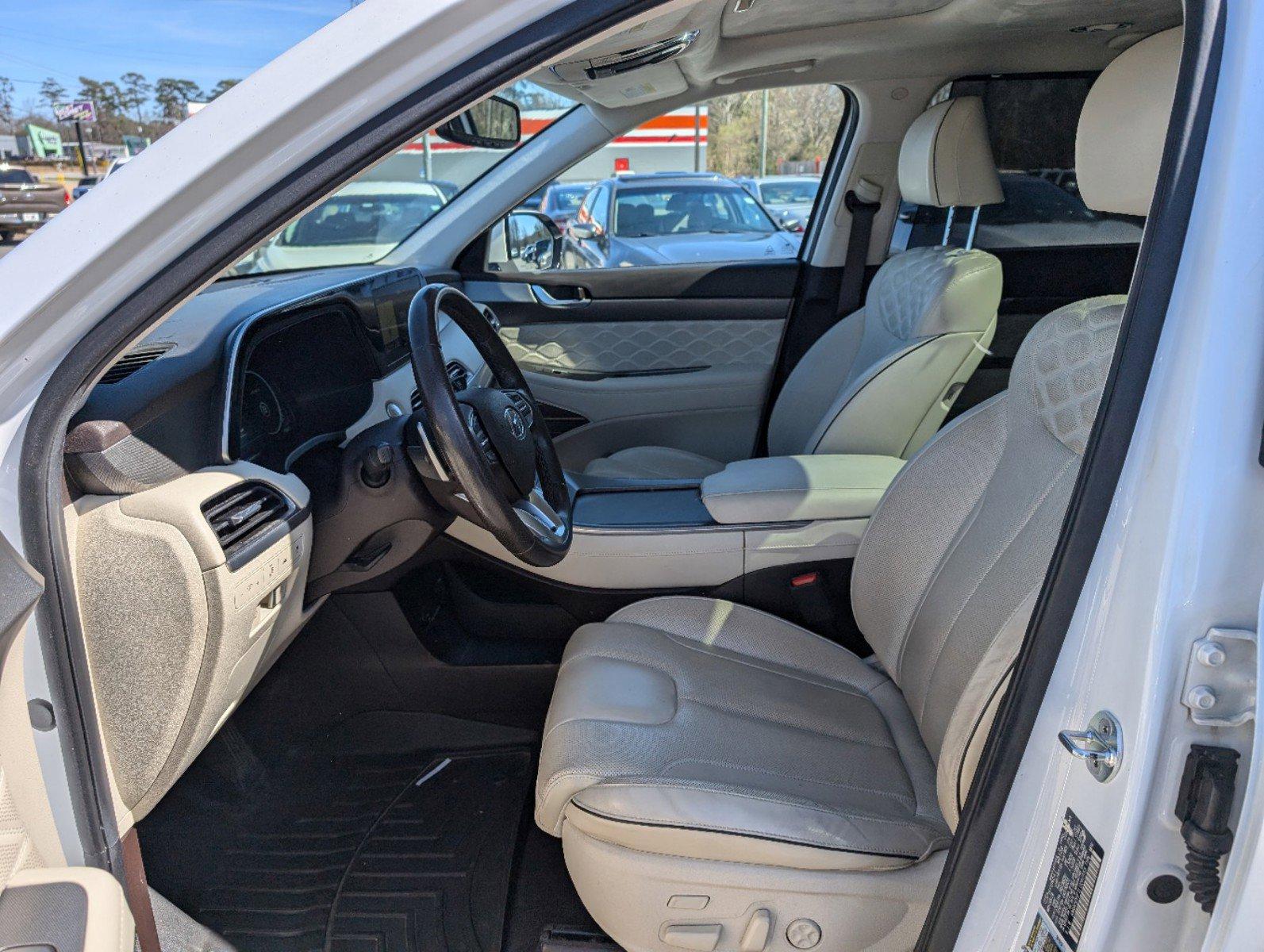 2020 /Beige Hyundai Palisade Limited (KM8R5DHE1LU) with an Regular Unleaded V-6 3.8 L/231 engine, 8-Speed Automatic w/OD transmission, located at 3959 U.S. 80 W, Phenix City, AL, 36870, (334) 297-4885, 32.469296, -85.135185 - 2020 Hyundai Palisade Limited - Photo#9