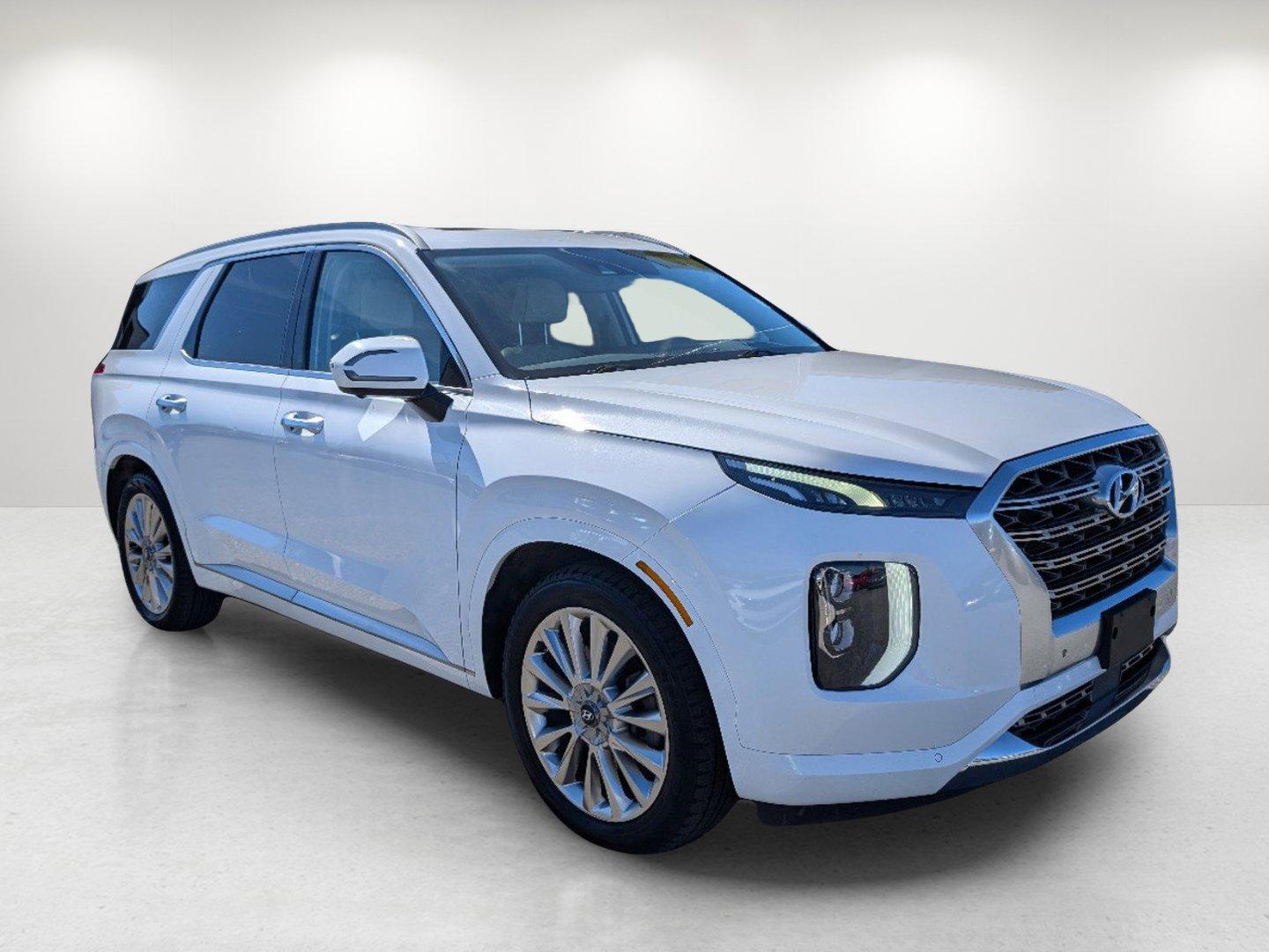 2020 /Beige Hyundai Palisade Limited (KM8R5DHE1LU) with an Regular Unleaded V-6 3.8 L/231 engine, 8-Speed Automatic w/OD transmission, located at 3959 U.S. 80 W, Phenix City, AL, 36870, (334) 297-4885, 32.469296, -85.135185 - 2020 Hyundai Palisade Limited - Photo#2