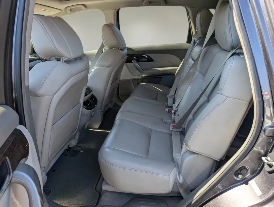 2010 Acura MDX (2HNYD2H20AH) with an Gas V6 3.7L/224 engine, 6-Speed Automatic w/OD transmission, located at 804 22nd Ave, Phenix City, AL, 36870, (334) 297-1860, 32.484749, -85.024475 - 2010 Acura MDX - Photo#10