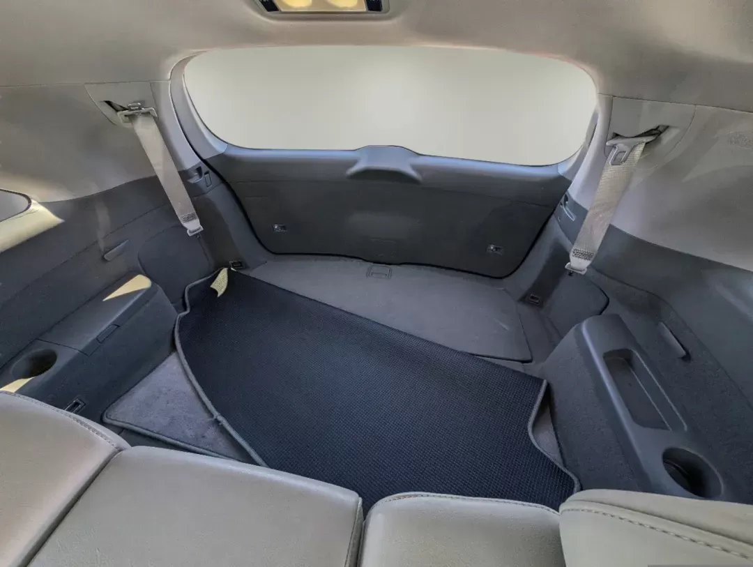2010 Acura MDX (2HNYD2H20AH) with an Gas V6 3.7L/224 engine, 6-Speed Automatic w/OD transmission, located at 804 22nd Ave, Phenix City, AL, 36870, (334) 297-1860, 32.484749, -85.024475 - 2010 Acura MDX - Photo#11