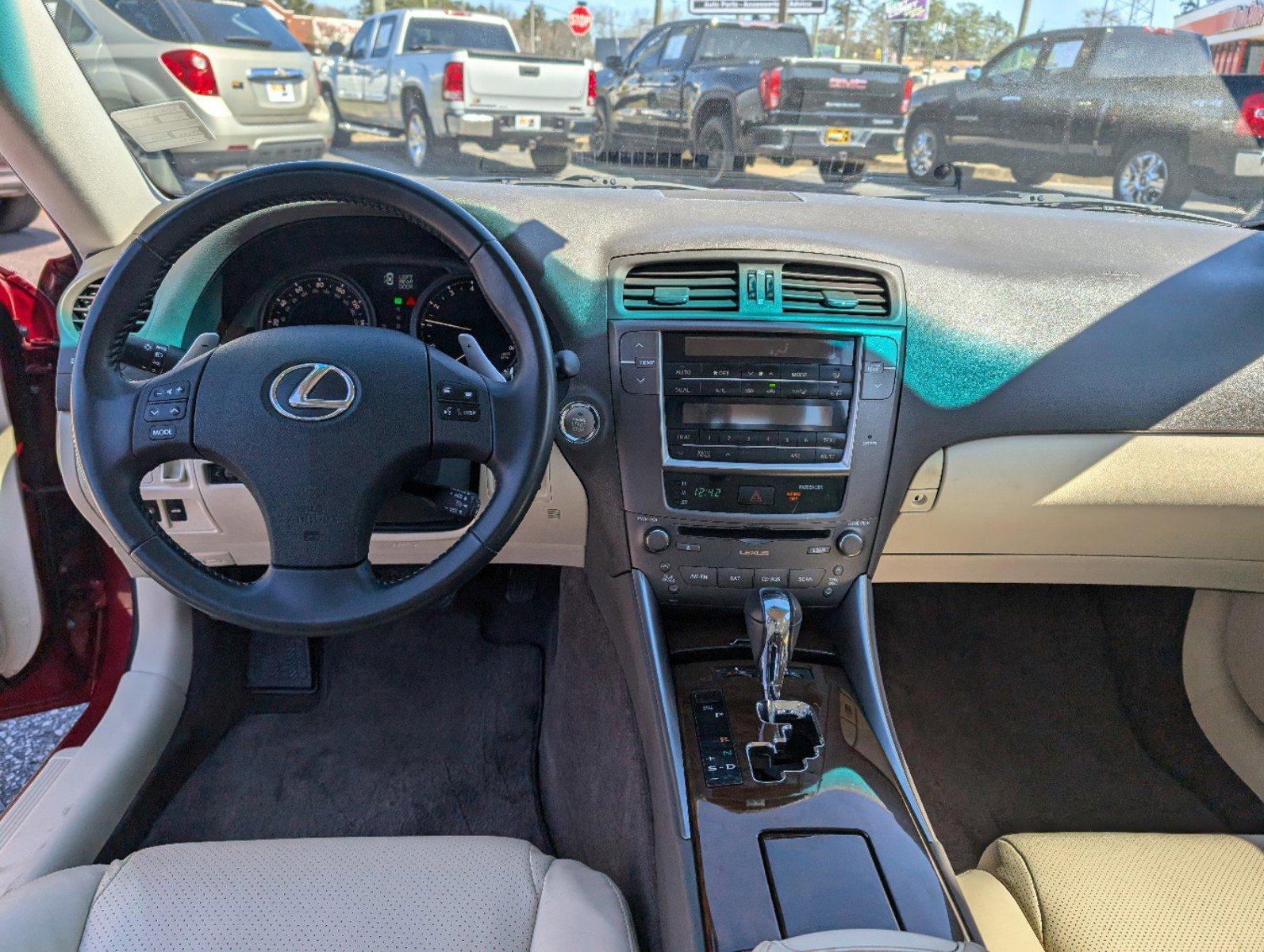 2010 Lexus IS 250 (JTHBF5C26A5) with an Gas V6 2.5L/152 engine, 6-Speed Automatic transmission, located at 3959 U.S. 80 W, Phenix City, AL, 36870, (334) 297-4885, 32.469296, -85.135185 - 2010 Lexus IS 250 - Photo#11