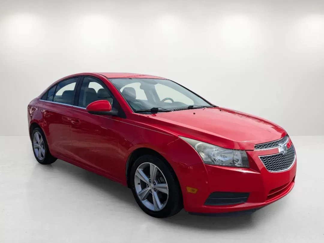 2014 /Cocoa/Light Neutral Chevrolet Cruze 2LT (1G1PE5SB4E7) with an Turbocharged Gas I4 1.4L/83 engine, 6-Speed Automatic transmission, located at 804 22nd Ave, Phenix City, AL, 36870, (334) 297-1860, 32.484749, -85.024475 - 2014 Chevrolet Cruze 2LT - Photo#2