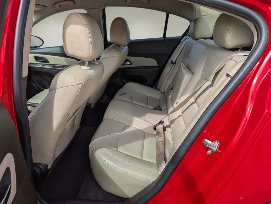 2014 /Cocoa/Light Neutral Chevrolet Cruze 2LT (1G1PE5SB4E7) with an Other engine, located at 1430 Gateway Drive, Opelika, AL, 36801, (334) 239-0944, 32.637871, -85.409790 - **Elevate Your Daily Drive with This 2014 Chevrolet Cruze 2LT!**<br /> <br /> Are you searching for the perfect vehicle that seamlessly blends comfort, style, and practicality? Look no further! This 2014 Chevrolet Cruze 2LT is designed for those who want a reliable companion for their daily commutes - Photo#10