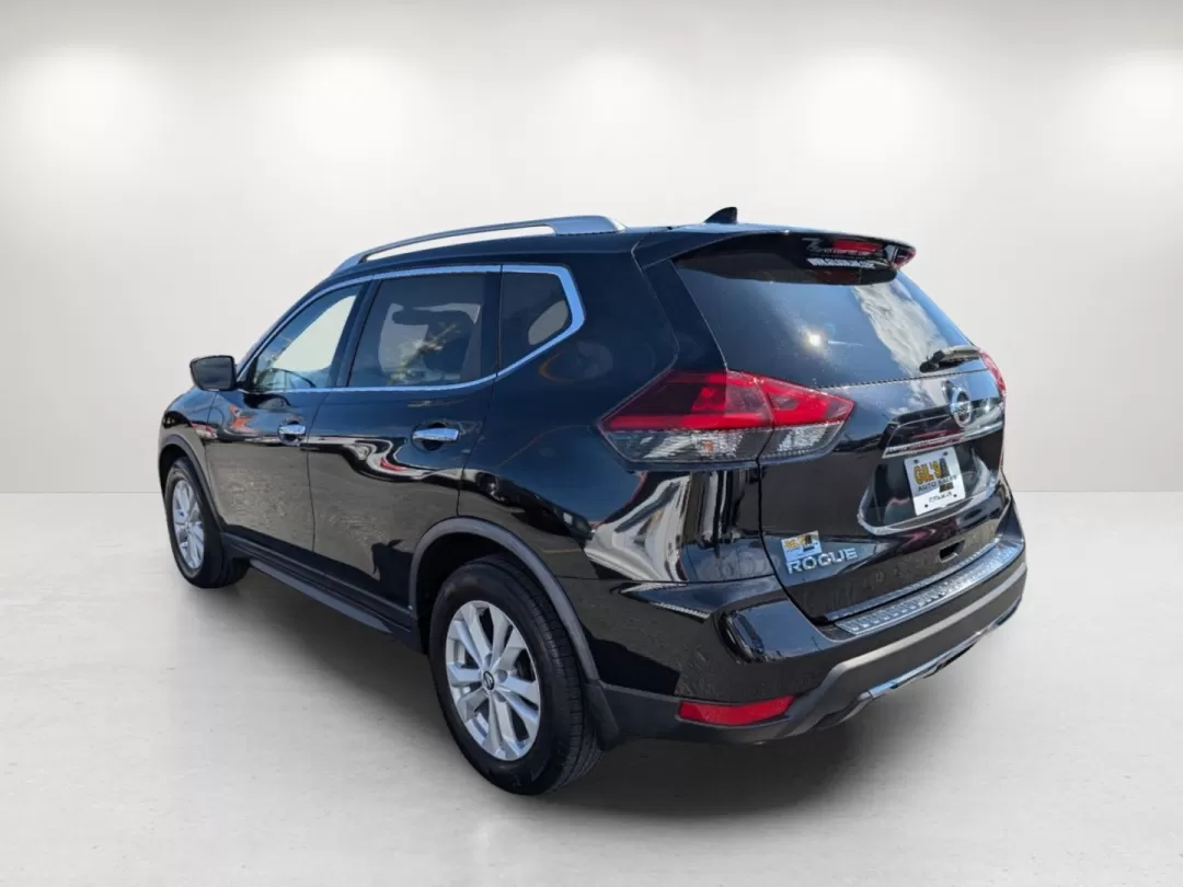 2018 /Charcoal Nissan Rogue S (JN8AT2MT8JW) with an Other engine, located at 1430 Gateway Drive, Opelika, AL, 36801, (334) 239-0944, 32.637871, -85.409790 - 2018 Nissan Rogue S - Photo#6