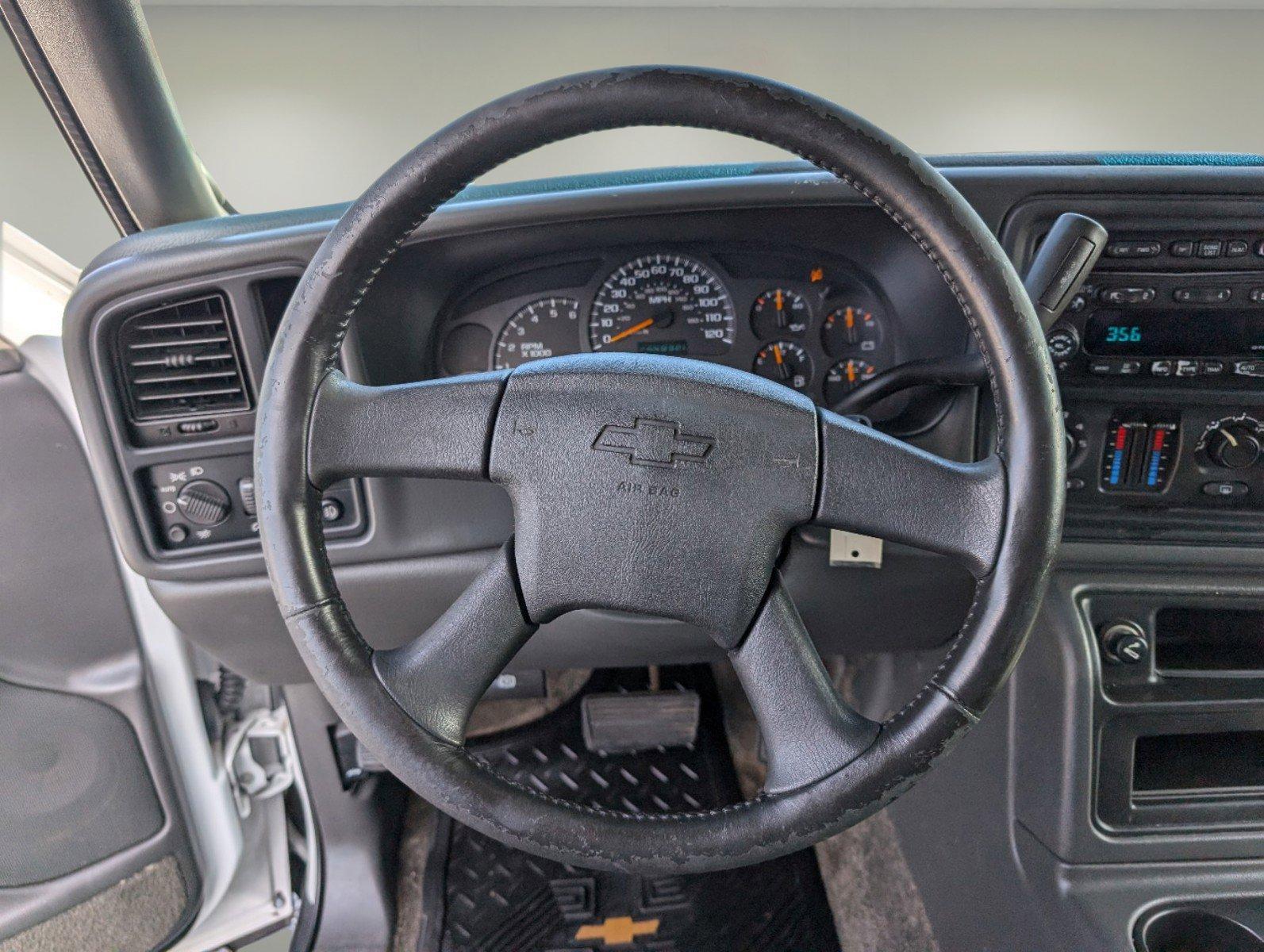 2003 Chevrolet Avalanche (3GNEC13T83G) with an Gas V8 5.3L/327 engine, 4-Speed Automatic w/OD transmission, located at 3959 U.S. 80 W, Phenix City, AL, 36870, (334) 297-4885, 32.469296, -85.135185 - 2003 Chevrolet Avalanche - Photo#15