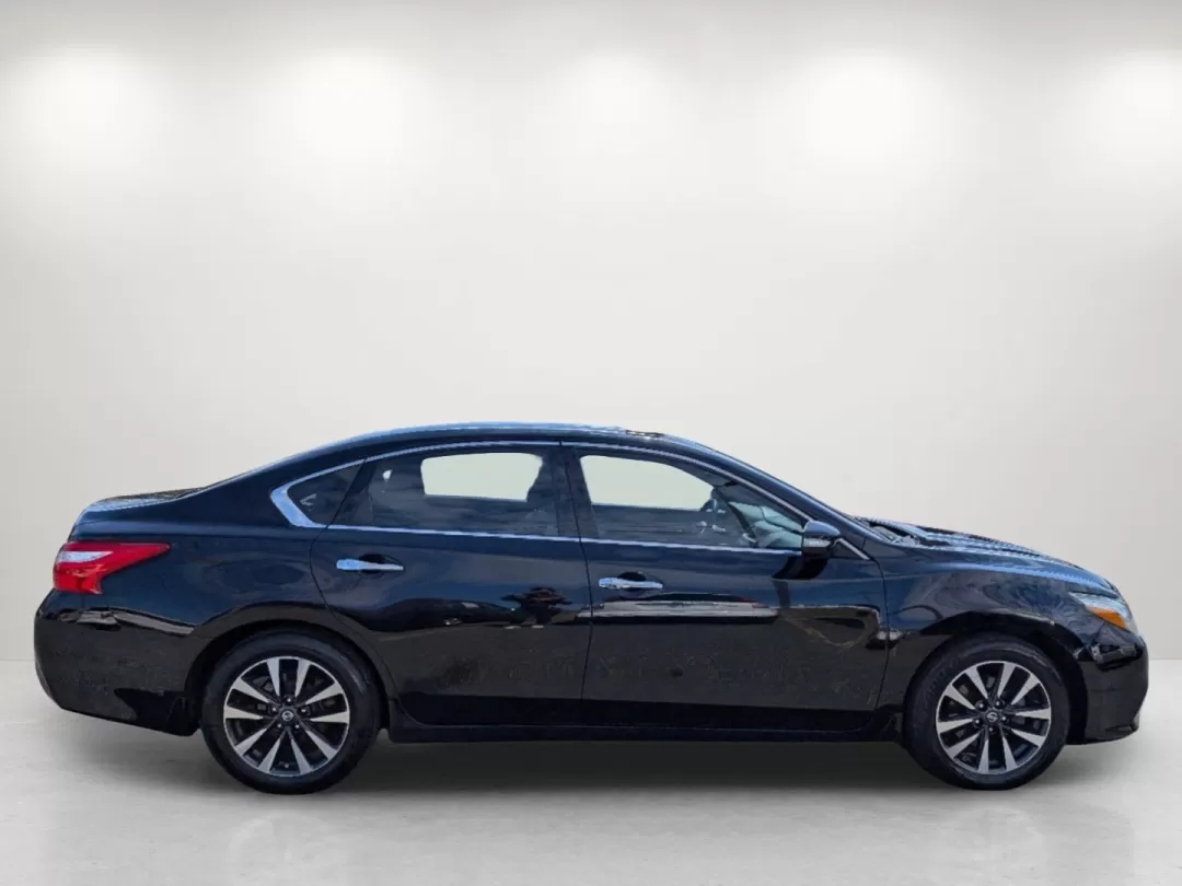 2016 /Charcoal Nissan Altima 2.5 SL (1N4AL3AP3GC) with an Other engine, located at 3959 U.S. 80 W, Phenix City, AL, 36870, (334) 297-4885, 32.469296, -85.135185 - 2016 Nissan Altima 2.5 SL - Photo#3