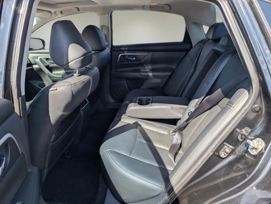 2016 /Charcoal Nissan Altima 2.5 SL (1N4AL3AP3GC) with an Other engine, located at 3959 U.S. 80 W, Phenix City, AL, 36870, (334) 297-4885, 32.469296, -85.135185 - 2016 Nissan Altima 2.5 SL - Photo#10