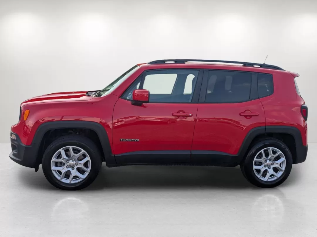 2017 /Black Jeep Renegade Latitude (ZACCJBBB9HP) with an Other engine, located at 3959 U.S. 80 W, Phenix City, AL, 36870, (334) 297-4885, 32.469296, -85.135185 - 2017 Jeep Renegade Latitude - Photo#7