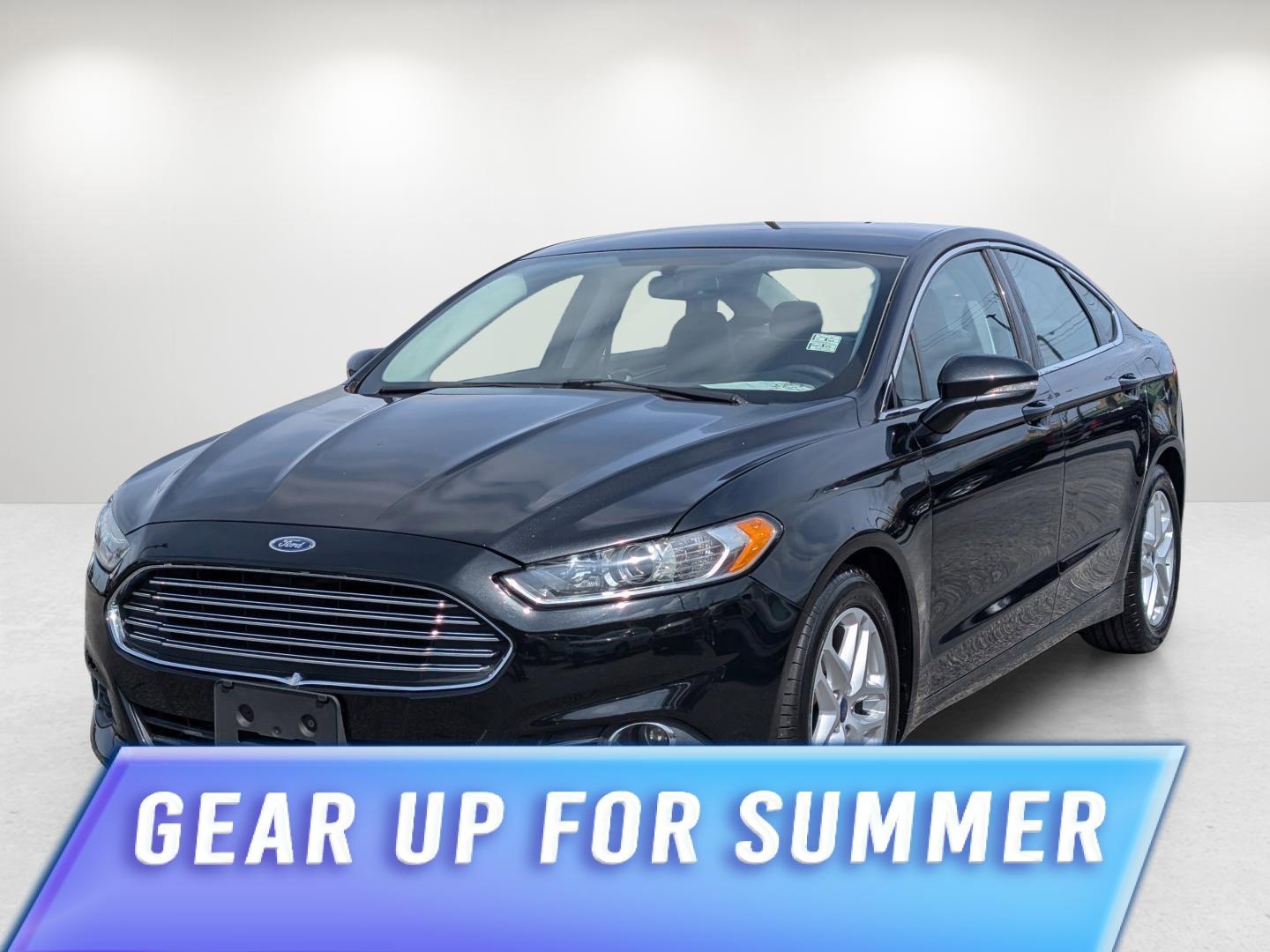 2015 Ford Fusion SE (3FA6P0HD0FR) with an Intercooled Turbo Regular Unleaded I-4 1.5 L/91 engine, located at 1430 Gateway Drive, Opelika, AL, 36801, (334) 239-0944, 32.637871, -85.409790 - 2015 Ford Fusion SE - Photo#0