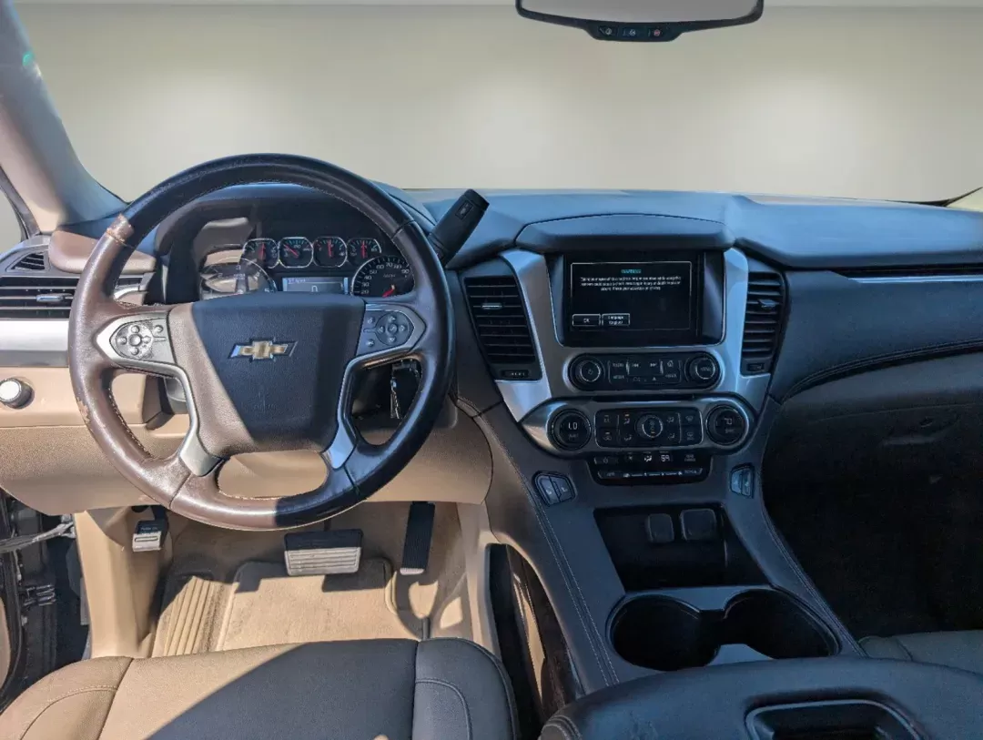 2019 /Cocoa/Dune Chevrolet Suburban LT (1GNSCHKC9KR) with an Gas/Ethanol V8 5.3L/ engine, 6-Speed Automatic transmission, located at 7000 Northlake Connector, Columbus, GA, 31904, (706) 987-8085, 32.524975, -84.978134 - 2019 Chevrolet Suburban LT - Photo#12