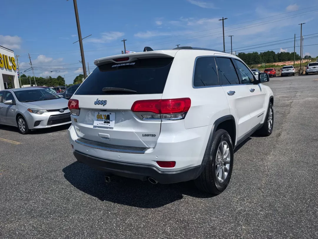 2015 /Lt Frost Beige/Black Jeep Grand Cherokee Limited (1C4RJEBG9FC) with an Other engine, located at 3959 U.S. 80 W, Phenix City, AL, 36870, (334) 297-4885, 32.469296, -85.135185 - **Adventure Awaits with this 2015 Jeep Grand Cherokee Limited!** <br /> <br /> Are you ready to elevate your driving experience? This stunning 2015 Jeep Grand Cherokee Limited is perfect for families, weekend adventurers, or anyone seeking a reliable vehicle for daily commutes. Whether you're naviga - Photo#4