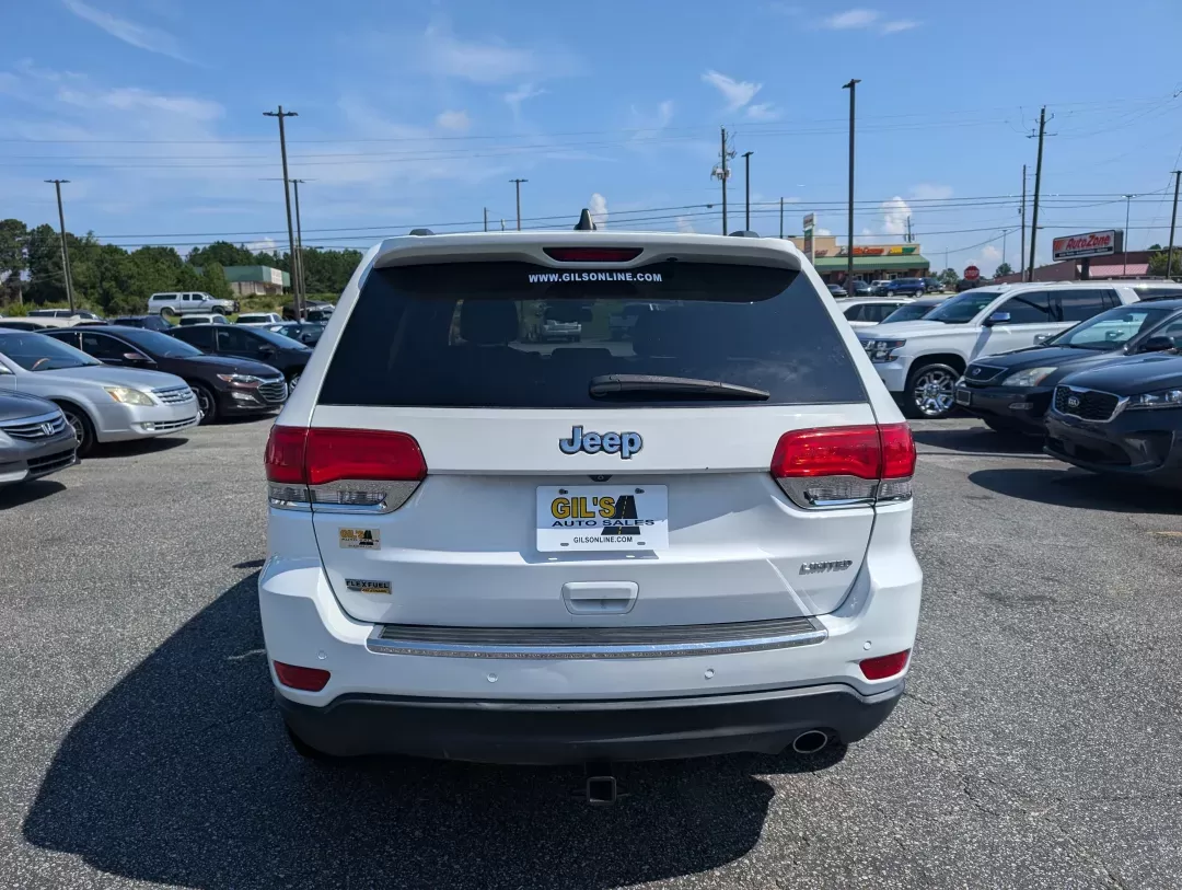 2015 /Lt Frost Beige/Black Jeep Grand Cherokee Limited (1C4RJEBG9FC) with an Other engine, located at 3959 U.S. 80 W, Phenix City, AL, 36870, (334) 297-4885, 32.469296, -85.135185 - **Adventure Awaits with this 2015 Jeep Grand Cherokee Limited!** <br /> <br /> Are you ready to elevate your driving experience? This stunning 2015 Jeep Grand Cherokee Limited is perfect for families, weekend adventurers, or anyone seeking a reliable vehicle for daily commutes. Whether you're naviga - Photo#5