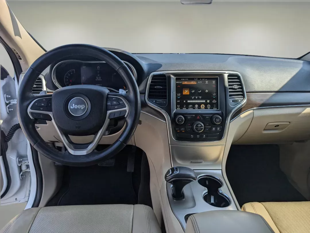 2015 /Lt Frost Beige/Black Jeep Grand Cherokee Limited (1C4RJEBG9FC) with an Other engine, located at 5115 14th Ave., Columbus, GA, 31904, (706) 323-0345, 32.511494, -84.971046 - **Adventure Awaits with this 2015 Jeep Grand Cherokee Limited!** <br /> <br /> Are you ready to elevate your driving experience? This stunning 2015 Jeep Grand Cherokee Limited is perfect for families, weekend adventurers, or anyone seeking a reliable vehicle for daily commutes. Whether you're naviga - Photo#13