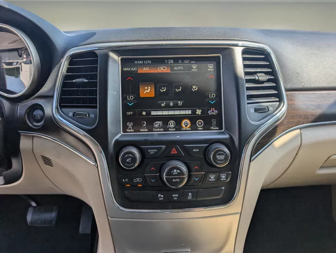 2015 /Lt Frost Beige/Black Jeep Grand Cherokee Limited (1C4RJEBG9FC) with an Other engine, located at 5115 14th Ave., Columbus, GA, 31904, (706) 323-0345, 32.511494, -84.971046 - **Adventure Awaits with this 2015 Jeep Grand Cherokee Limited!** <br /> <br /> Are you ready to elevate your driving experience? This stunning 2015 Jeep Grand Cherokee Limited is perfect for families, weekend adventurers, or anyone seeking a reliable vehicle for daily commutes. Whether you're naviga - Photo#15