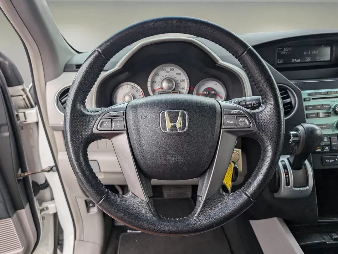 2009 Honda Pilot EX-L (5FNYF385X9B) with an Gas V6 3.5L/212 engine, 5-Speed Automatic w/OD transmission, located at 5115 14th Ave., Columbus, GA, 31904, (706) 323-0345, 32.511494, -84.971046 - 2009 Honda Pilot EX-L - Photo#16