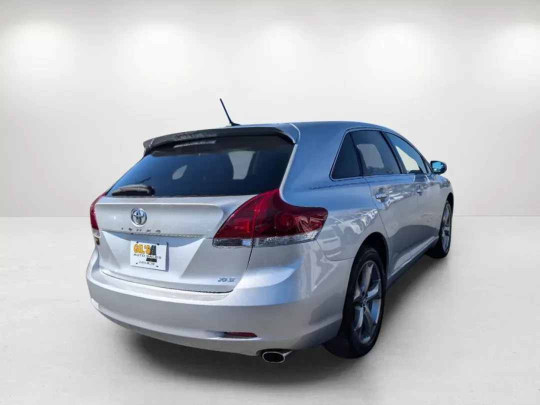 2013 Toyota Venza XLE (4T3ZK3BB5DU) with an Gas V6 3.5L/211 engine, 6-Speed Automatic transmission, located at 3959 U.S. 80 W, Phenix City, AL, 36870, (334) 297-4885, 32.469296, -85.135185 - 2013 Toyota Venza XLE - Photo#4