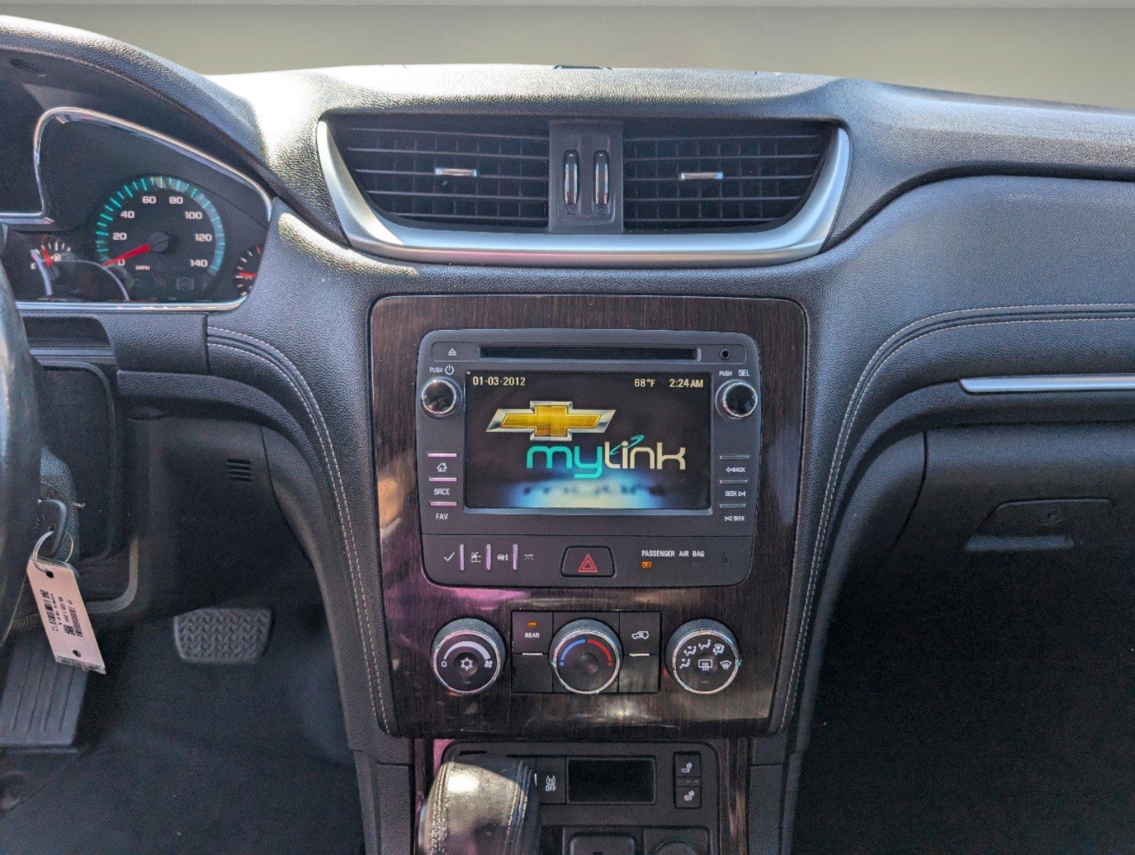 2016 /Ebony Chevrolet Traverse LT (1GNKRGKD5GJ) with an Gas V6 3.6L/217 engine, 6-Speed Automatic transmission, located at 5115 14th Ave., Columbus, GA, 31904, (706) 323-0345, 32.511494, -84.971046 - 2016 Chevrolet Traverse LT - Photo#14