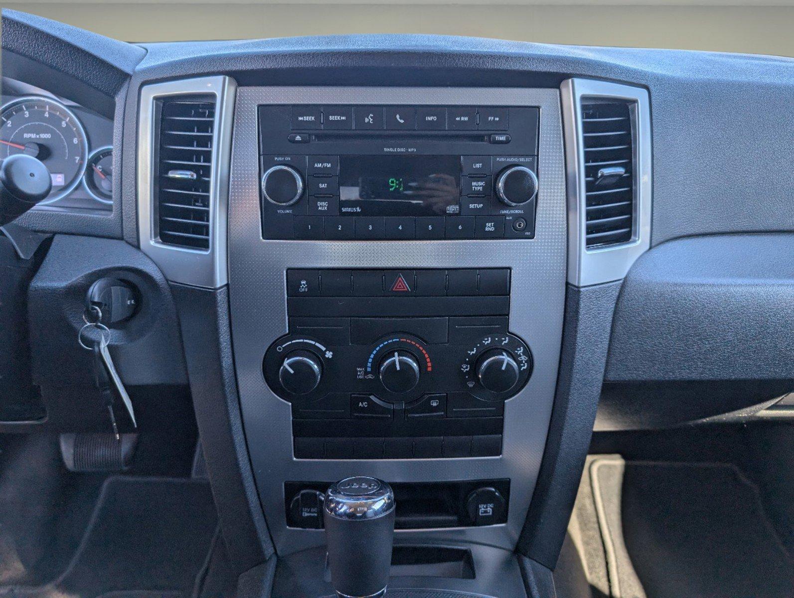 2010 /Dark Slate Gray Jeep Grand Cherokee Laredo (1J4PS4GK1AC) with an Gas V6 3.7L/226 engine, 5-Speed Automatic w/OD transmission, located at 521 Old Farm Lane Rd, Prattville, AL, 36066, (334) 325-1505, 32.482460, -86.416367 - 2010 Jeep Grand Cherokee Laredo - Photo#14