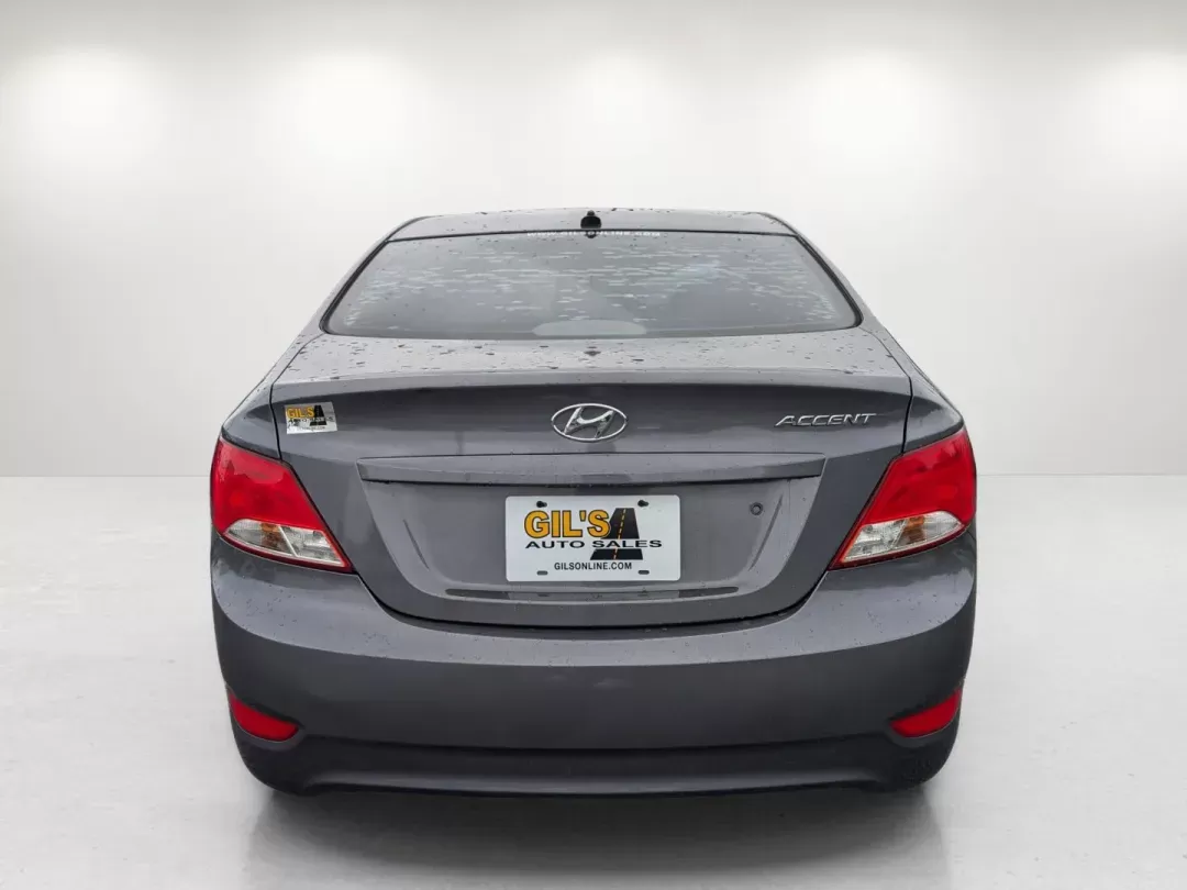 2016 /Gray Hyundai Accent SE (KMHCT4AE2GU) with an Regular Unleaded I-4 1.6 L/97 engine, 6-Speed Automatic w/OD transmission, located at 1430 Gateway Drive, Opelika, AL, 36801, (334) 239-0944, 32.637871, -85.409790 - 2016 Hyundai Accent SE - Photo#5