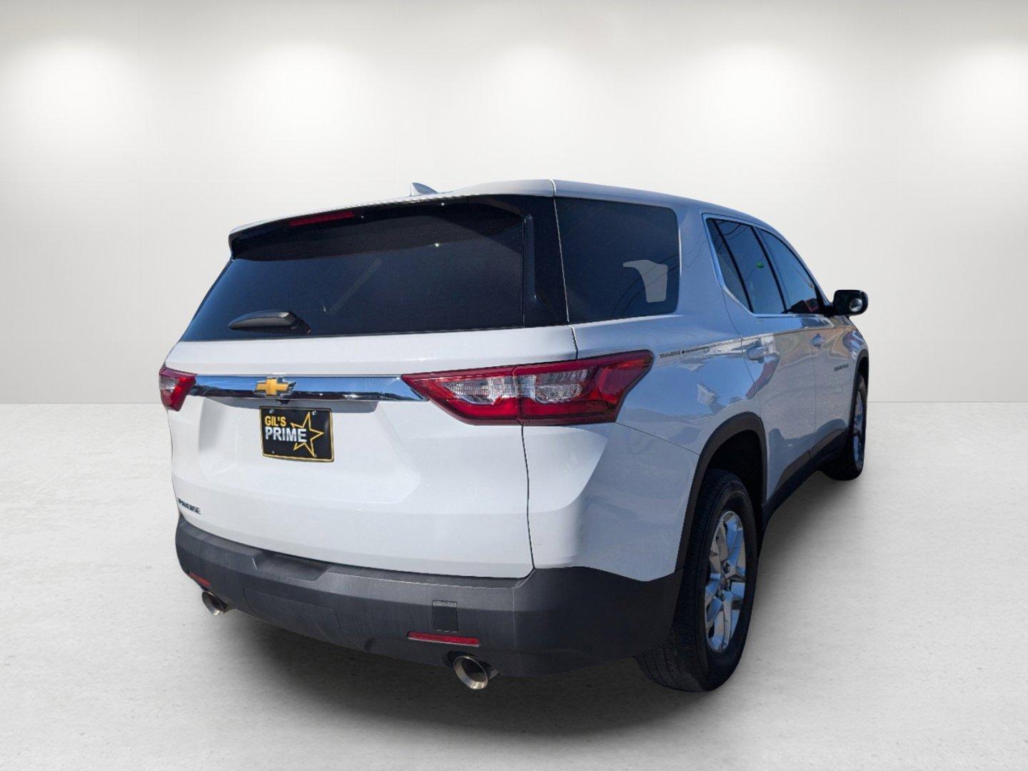 2020 /Jet Black Chevrolet Traverse LS (1GNERFKWXLJ) with an Gas V6 3.6L/217 engine, 9-Speed Automatic transmission, located at 804 22nd Ave, Phenix City, AL, 36870, (334) 297-1860, 32.484749, -85.024475 - 2020 Chevrolet Traverse LS - Photo#4