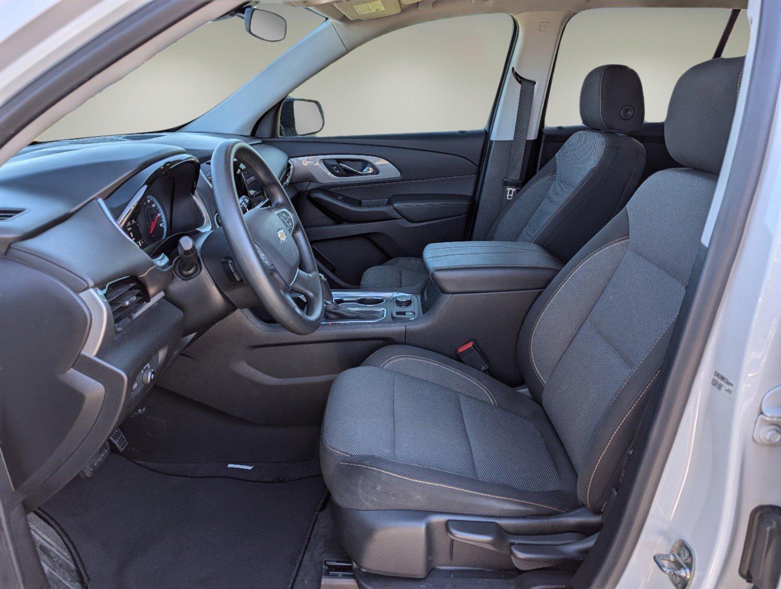 2020 /Jet Black Chevrolet Traverse LS (1GNERFKWXLJ) with an Gas V6 3.6L/217 engine, 9-Speed Automatic transmission, located at 804 22nd Ave, Phenix City, AL, 36870, (334) 297-1860, 32.484749, -85.024475 - 2020 Chevrolet Traverse LS - Photo#9
