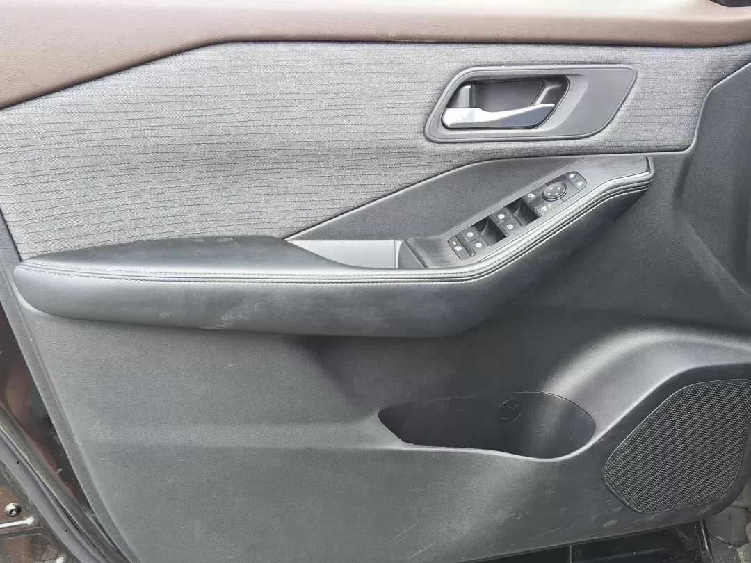 2023 /Charcoal Nissan Rogue SV (JN8BT3BB5PW) with an Intercooled Turbo Regular Unleaded I-3 1.5 L/91 engine, 1-Speed CVT w/OD transmission, located at 804 22nd Ave, Phenix City, AL, 36870, (334) 297-1860, 32.484749, -85.024475 - 2023 Nissan Rogue SV - Photo#9