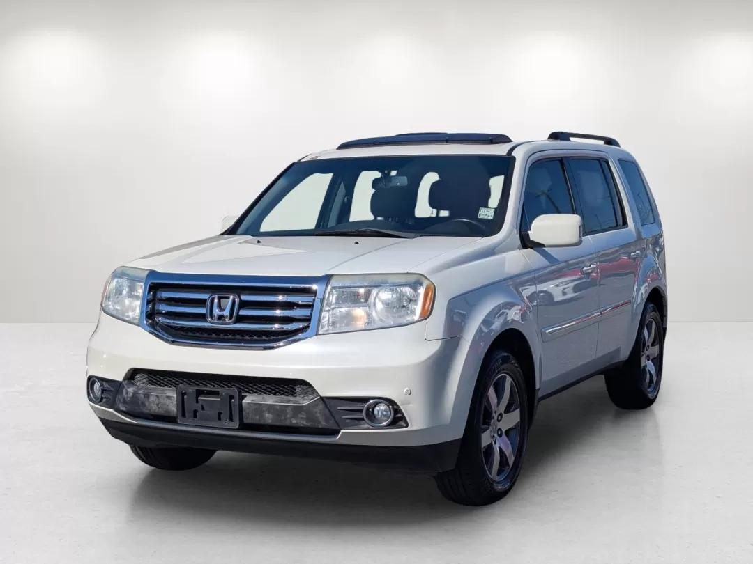 2013 Honda Pilot Touring (5FNYF3H95DB) with an Other engine, located at 3959 U.S. 80 W, Phenix City, AL, 36870, (334) 297-4885, 32.469296, -85.135185 - **Discover the 2013 Honda Pilot Touring Your Ultimate Family Adventurer at Gils Auto in Phenix City!**<br /> <br /> Are you ready to elevate your family adventures or elevate your daily commute? The 2013 Honda Pilot Touring is the perfect SUV for those who value space, comfort, and reliability. Wit - Photo#1