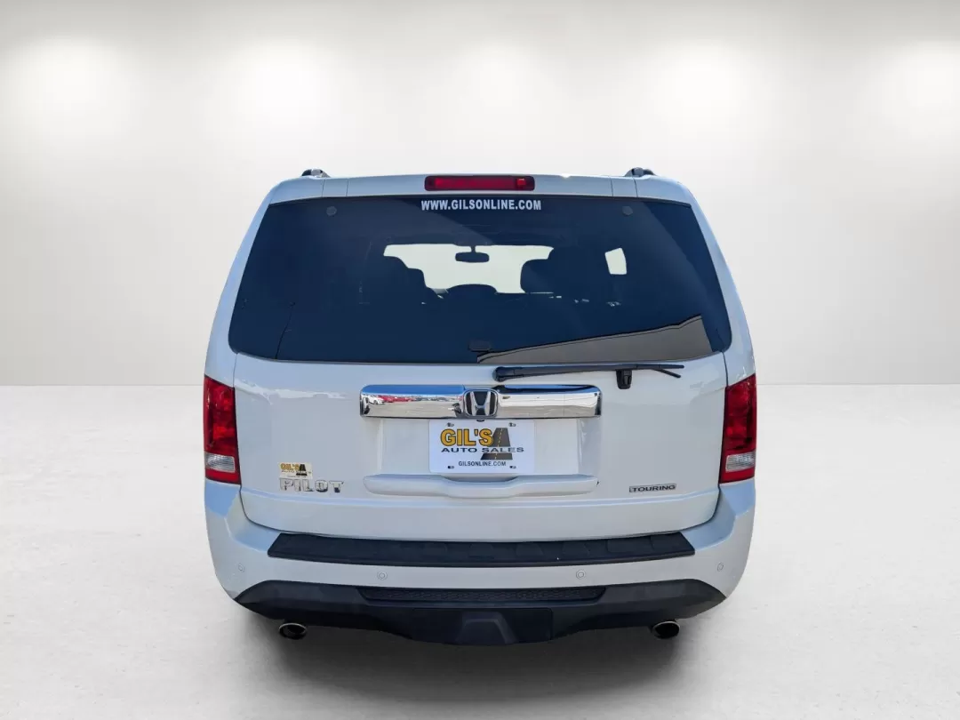 2013 Honda Pilot Touring (5FNYF3H95DB) with an Other engine, located at 3959 U.S. 80 W, Phenix City, AL, 36870, (334) 297-4885, 32.469296, -85.135185 - **Discover the 2013 Honda Pilot Touring Your Ultimate Family Adventurer at Gils Auto in Phenix City!**<br /> <br /> Are you ready to elevate your family adventures or elevate your daily commute? The 2013 Honda Pilot Touring is the perfect SUV for those who value space, comfort, and reliability. Wit - Photo#6