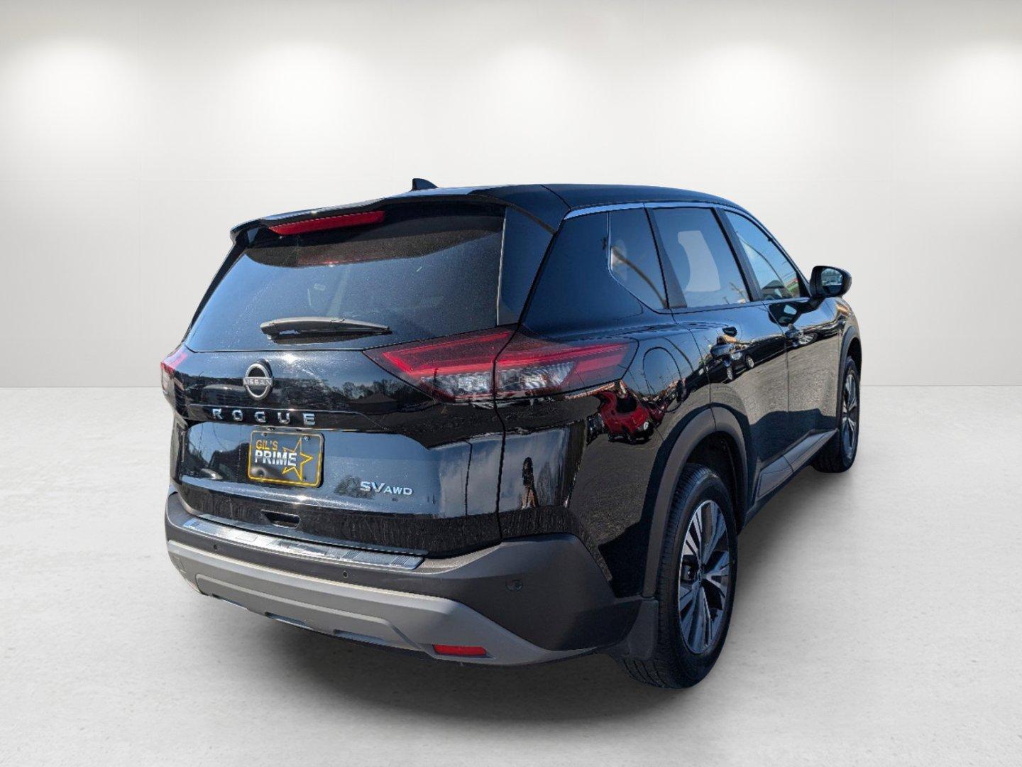 2023 /Charcoal Nissan Rogue SV (JN8BT3BB6PW) with an Intercooled Turbo Regular Unleaded I-3 1.5 L/91 engine, 1-Speed CVT w/OD transmission, located at 1430 Gateway Drive, Opelika, AL, 36801, (334) 239-0944, 32.637871, -85.409790 - 2023 Nissan Rogue SV - Photo#4