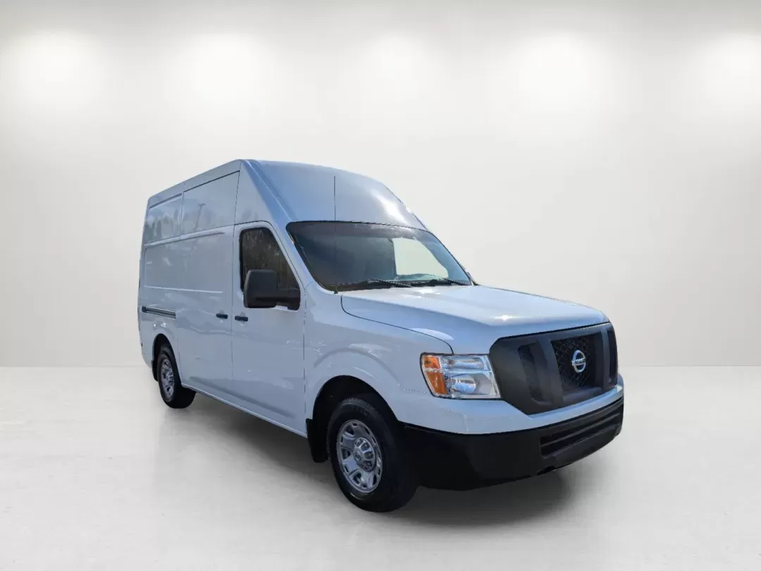 2016 /Gray Nissan NV SV (1N6BF0LY0GN) with an Regular Unleaded V-6 4.0 L/241 engine, 5-Speed Automatic w/OD transmission, located at 804 22nd Ave, Phenix City, AL, 36870, (334) 297-1860, 32.484749, -85.024475 - 2016 Nissan NV SV - Photo#3