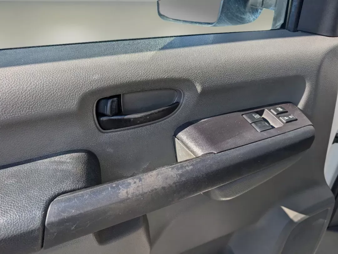 2016 /Gray Nissan NV SV (1N6BF0LY0GN) with an Regular Unleaded V-6 4.0 L/241 engine, 5-Speed Automatic w/OD transmission, located at 804 22nd Ave, Phenix City, AL, 36870, (334) 297-1860, 32.484749, -85.024475 - 2016 Nissan NV SV - Photo#9