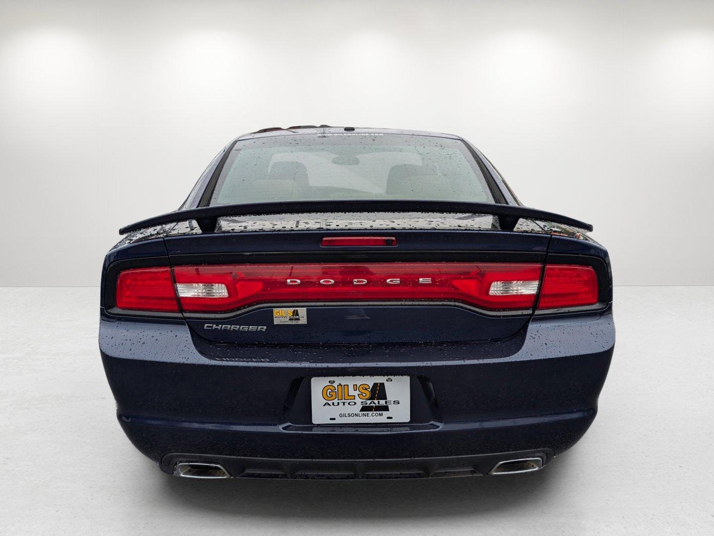 2014 /Black Dodge Charger SE (2C3CDXBGXEH) with an Regular Unleaded V-6 3.6 L/220 engine, 5-Speed Automatic w/OD transmission, located at 3959 U.S. 80 W, Phenix City, AL, 36870, (334) 297-4885, 32.469296, -85.135185 - 2014 Dodge Charger SE - Photo#13