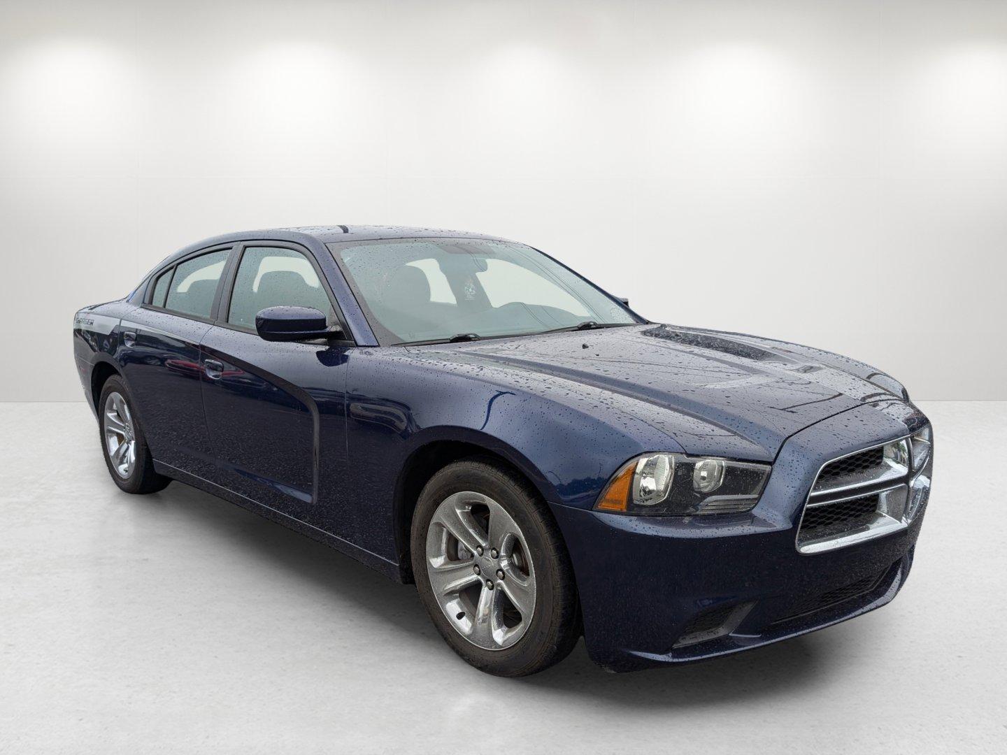 2014 /Black Dodge Charger SE (2C3CDXBGXEH) with an Regular Unleaded V-6 3.6 L/220 engine, 5-Speed Automatic w/OD transmission, located at 3959 U.S. 80 W, Phenix City, AL, 36870, (334) 297-4885, 32.469296, -85.135185 - 2014 Dodge Charger SE - Photo#15