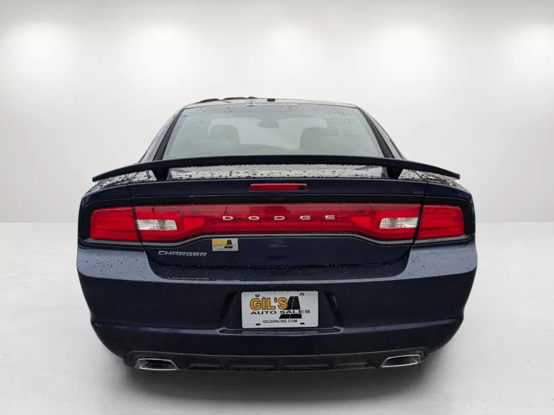 2014 /Black Dodge Charger SE (2C3CDXBGXEH) with an Regular Unleaded V-6 3.6 L/220 engine, 5-Speed Automatic w/OD transmission, located at 521 Old Farm Lane Rd, Prattville, AL, 36066, (334) 325-1505, 32.482460, -86.416367 - 2014 Dodge Charger SE - Photo#3