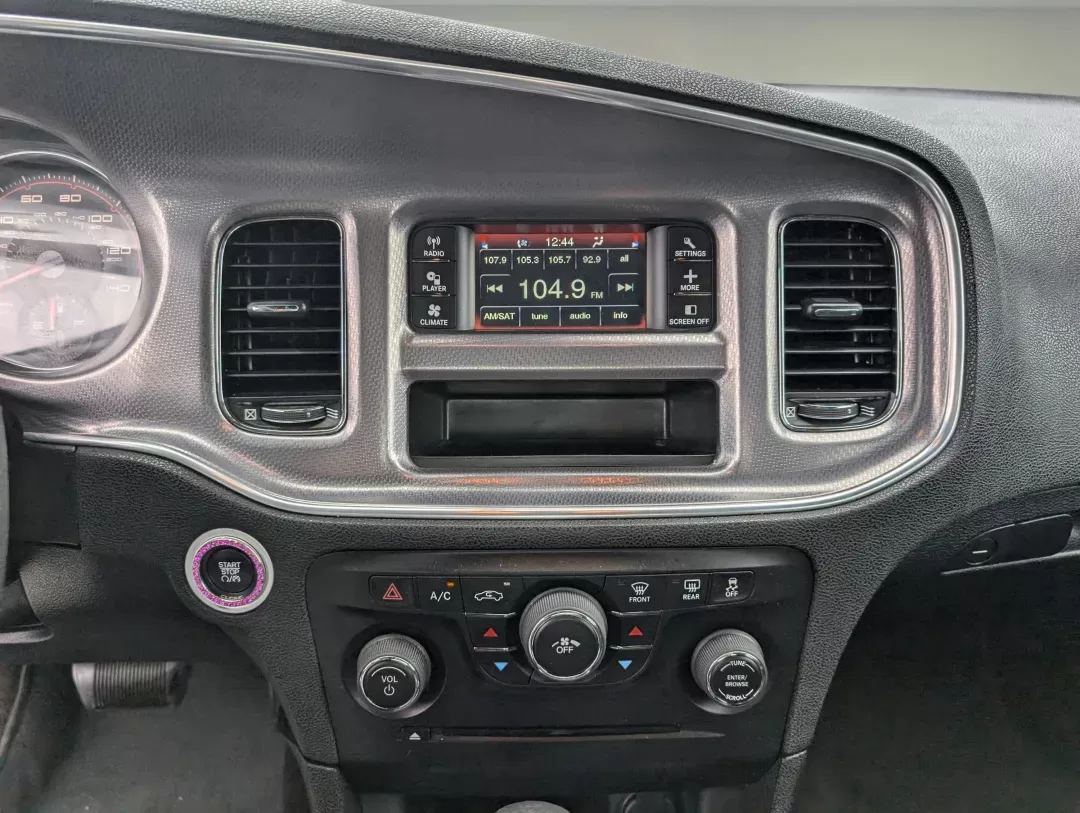 2014 /Black Dodge Charger SE (2C3CDXBGXEH) with an Other engine, located at 1430 Gateway Drive, Opelika, AL, 36801, (334) 239-0944, 32.637871, -85.409790 - **Unleash Your Adventurous Side with the 2014 Dodge Charger SE from Gils Auto in Prattville, AL!**<br /> <br /> Are you ready to elevate your driving experience? Whether you're a growing family looking for a reliable vehicle, a commuter seeking style without sacrificing comfort, or an adventure enth - Photo#14