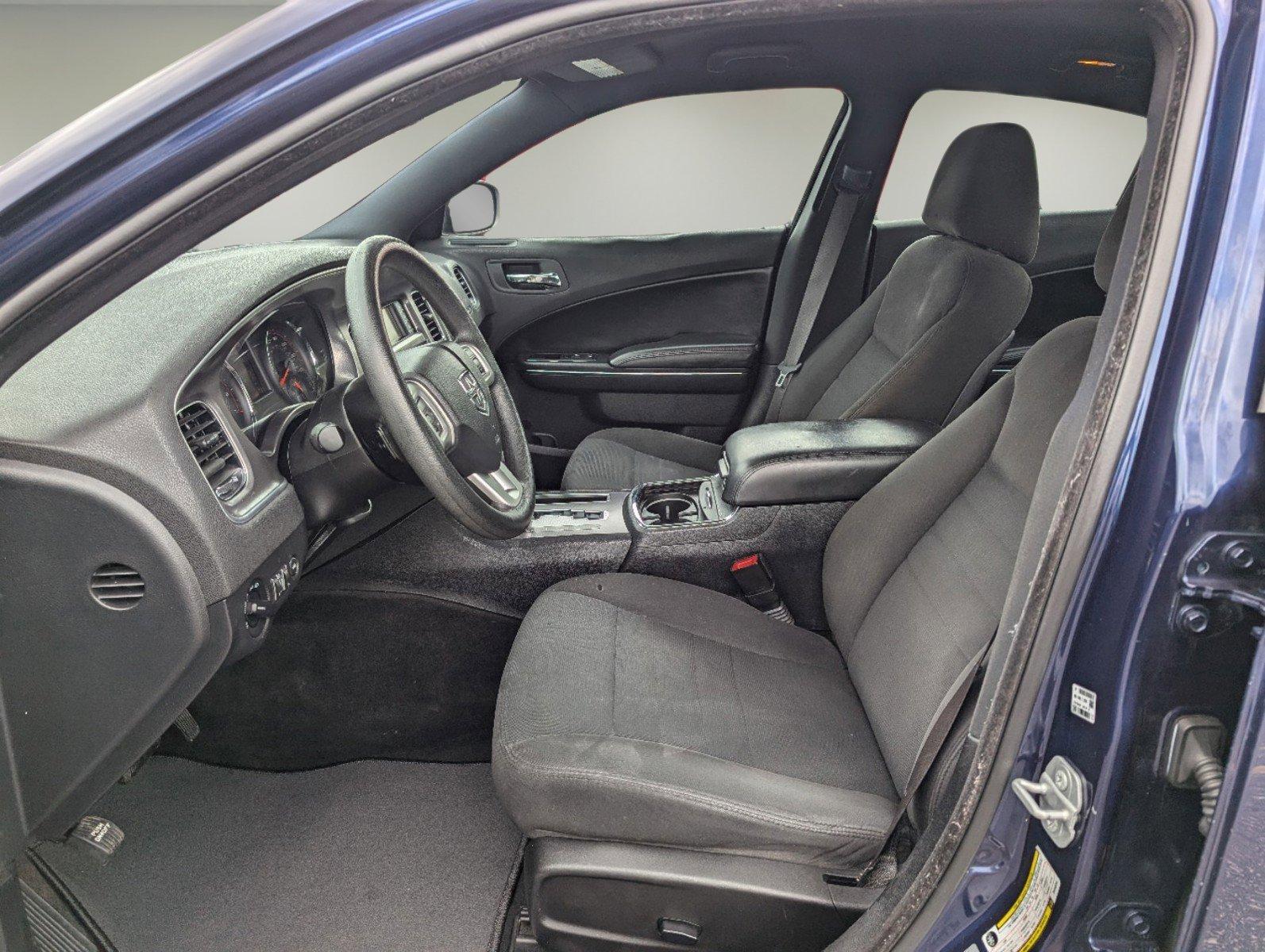 2014 /Black Dodge Charger SE (2C3CDXBGXEH) with an Regular Unleaded V-6 3.6 L/220 engine, 5-Speed Automatic w/OD transmission, located at 804 22nd Ave, Phenix City, AL, 36870, (334) 297-1860, 32.484749, -85.024475 - 2014 Dodge Charger SE - Photo#9