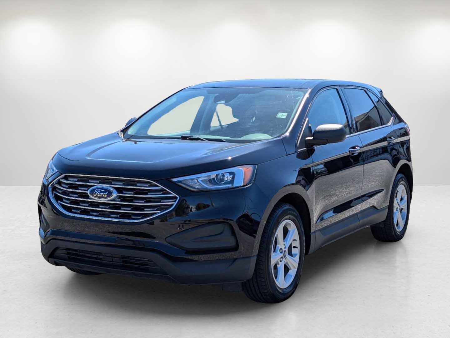 2021 Ford Edge SE (2FMPK3G93MB) with an Intercooled Turbo Premium Unleaded I-4 2.0 L/122 engine, 8-Speed Automatic w/OD transmission, located at 3959 U.S. 80 W, Phenix City, AL, 36870, (334) 297-4885, 32.469296, -85.135185 - 2021 Ford Edge SE - Photo#1