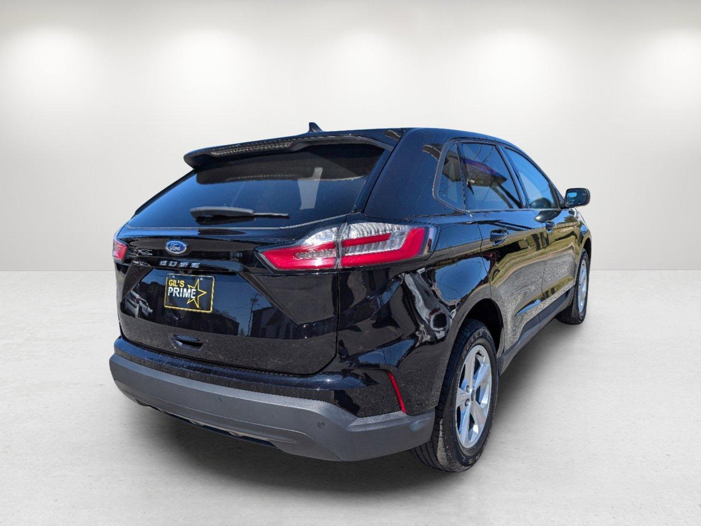 2021 Ford Edge SE (2FMPK3G93MB) with an Intercooled Turbo Premium Unleaded I-4 2.0 L/122 engine, 8-Speed Automatic w/OD transmission, located at 3959 U.S. 80 W, Phenix City, AL, 36870, (334) 297-4885, 32.469296, -85.135185 - 2021 Ford Edge SE - Photo#5