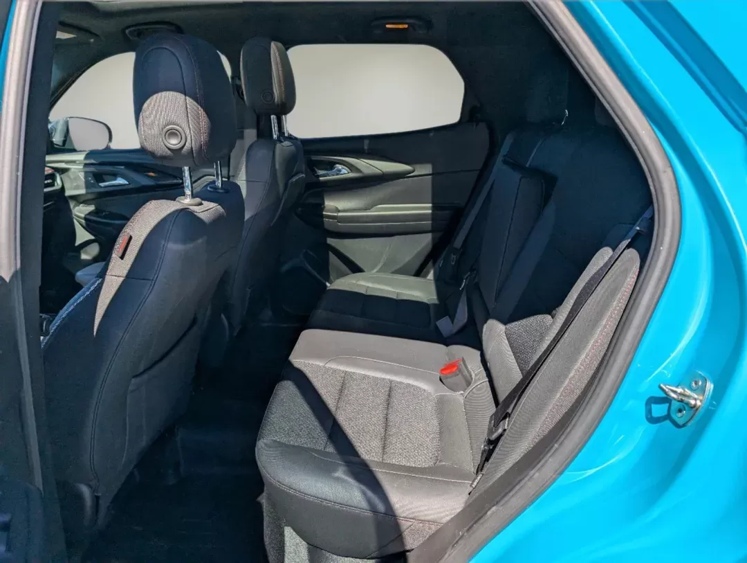 2021 /Jet Black with Red accents Chevrolet Trailblazer RS (KL79MUSL5MB) with an Gas I3 1.3L/ engine, 9-Speed Automatic transmission, located at 3959 U.S. 80 W, Phenix City, AL, 36870, (334) 297-4885, 32.469296, -85.135185 - 2021 Chevrolet Trailblazer RS - Photo#10