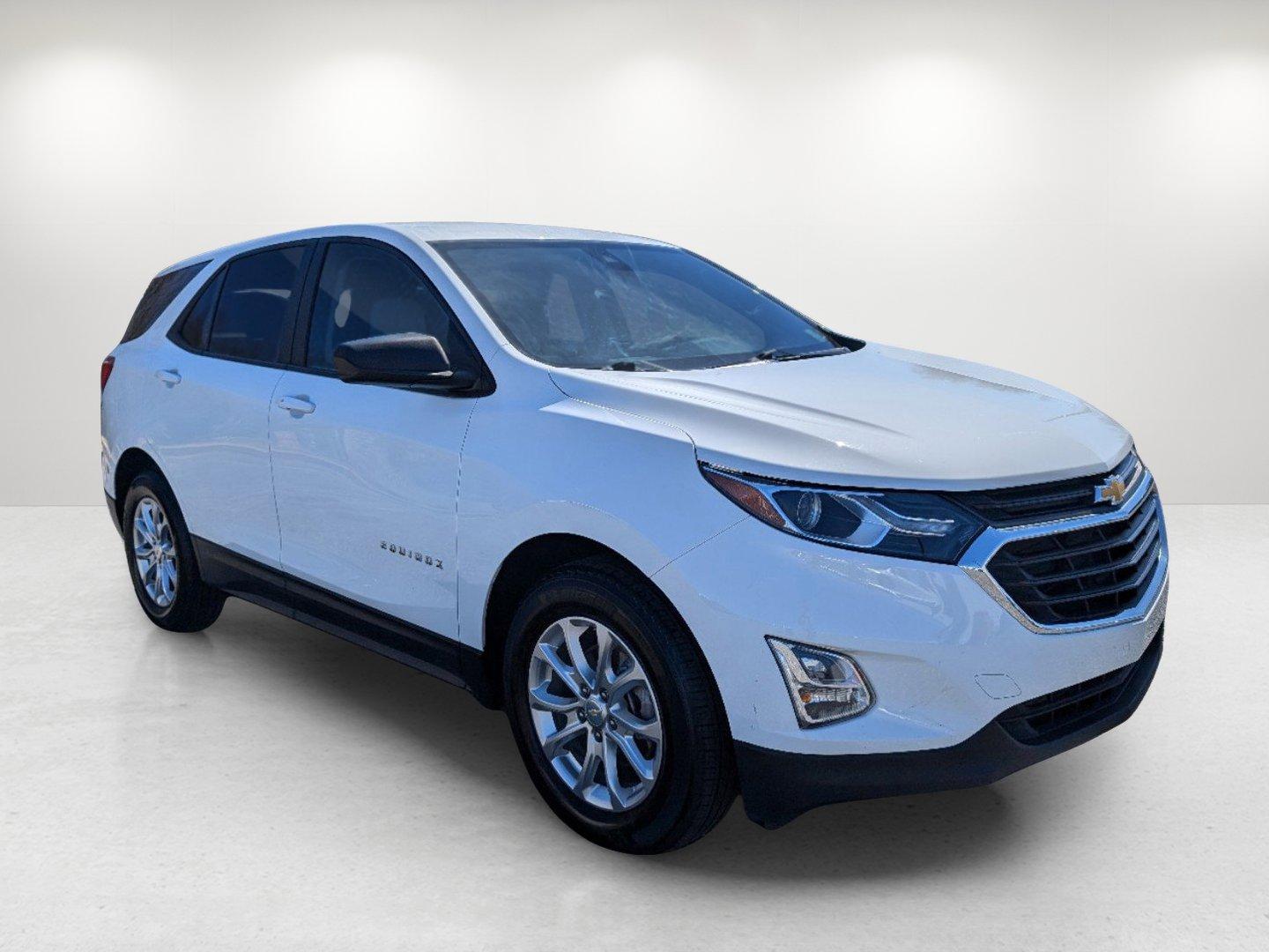 2021 /Medium Ash Gray Chevrolet Equinox LS (2GNAXHEVXM6) with an Turbocharged Gas I4 1.5L/92 engine, 6-Speed Automatic transmission, located at 3959 U.S. 80 W, Phenix City, AL, 36870, (334) 297-4885, 32.469296, -85.135185 - 2021 Chevrolet Equinox LS - Photo#2