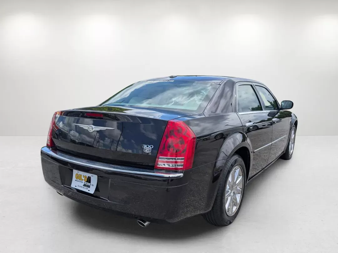 2010 /Dark Khaki/Light Gray Stone Chrysler 300 300C Hemi (2C3CA6CT1AH) with an Other engine, located at 5115 14th Ave., Columbus, GA, 31904, (706) 323-0345, 32.511494, -84.971046 - **Unleash Luxury and Performance with the 2010 Chrysler 300C Hemi at Gils Auto - Columbus!**<br /> <br /> Are you ready to elevate your driving experience? The 2010 Chrysler 300C Hemi is the perfect blend of luxury and power, making it a fantastic choice for those seeking a reliable sedan that dazzl - Photo#4