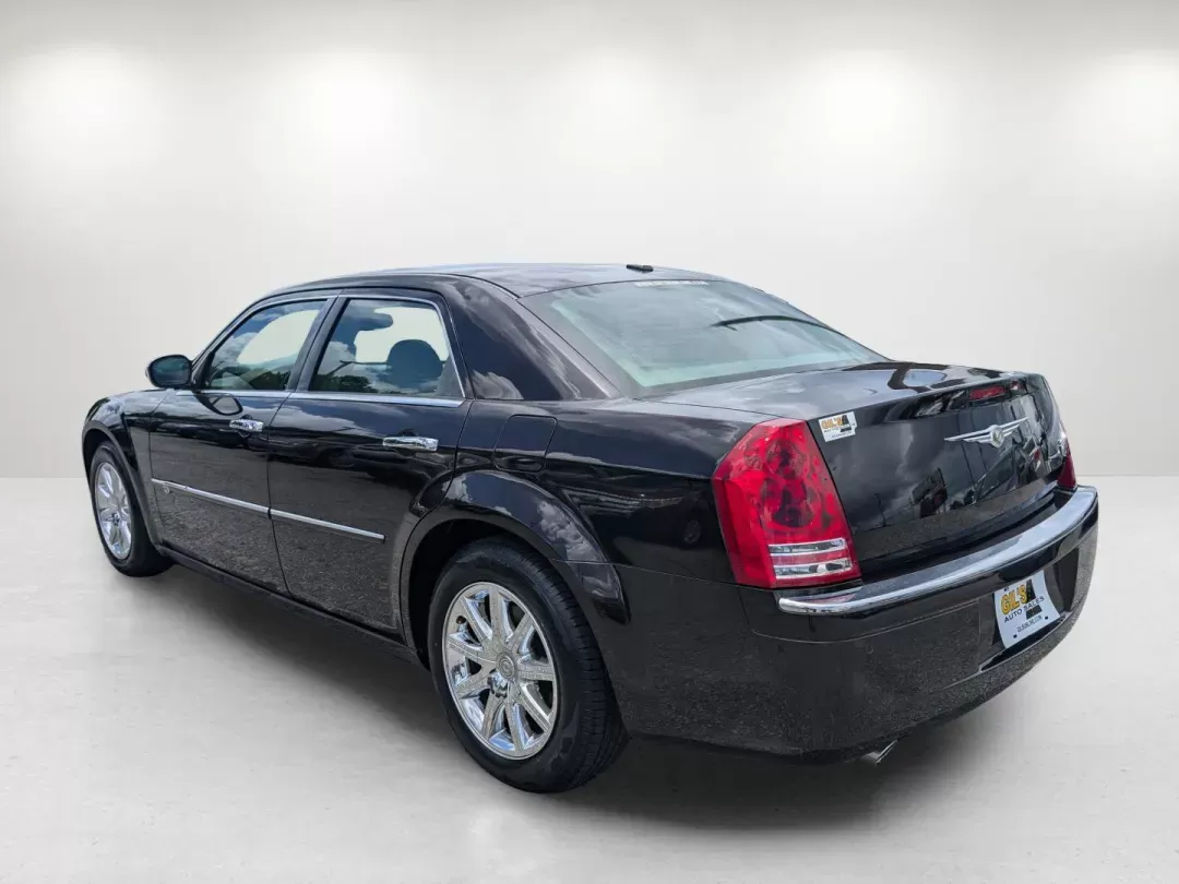 2010 /Dark Khaki/Light Gray Stone Chrysler 300 300C Hemi (2C3CA6CT1AH) with an Other engine, located at 5115 14th Ave., Columbus, GA, 31904, (706) 323-0345, 32.511494, -84.971046 - **Unleash Luxury and Performance with the 2010 Chrysler 300C Hemi at Gils Auto - Columbus!**<br /> <br /> Are you ready to elevate your driving experience? The 2010 Chrysler 300C Hemi is the perfect blend of luxury and power, making it a fantastic choice for those seeking a reliable sedan that dazzl - Photo#6