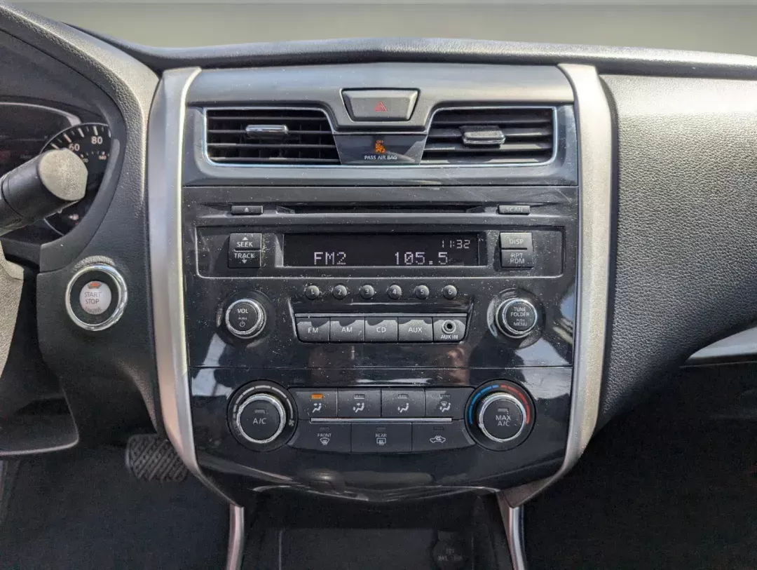 2015 /Charcoal Nissan Altima 2.5 S (1N4AL3AP8FC) with an Regular Unleaded I-4 2.5 L/152 engine, 1-Speed CVT w/OD transmission, located at 1430 Gateway Drive, Opelika, AL, 36801, (334) 239-0944, 32.637871, -85.409790 - 2015 Nissan Altima 2.5 S - Photo#13
