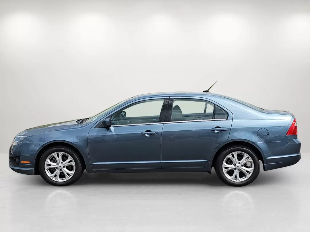 2012 /Charcoal Black Ford9 Fusion SE (3FAHP0HA0CR) with an Other engine, located at 804 22nd Ave, Phenix City, AL, 36870, (334) 297-1860, 32.484749, -85.024475 - ### Discover the 2012 Ford Fusion SE: Your Affordable Family Sedan Awaits!<br /> <br /> Are you a budget-conscious buyer searching for a reliable yet stylish sedan that fits your family's active lifestyle? Look no further! The 2012 Ford Fusion SE, now available at Gils Auto in Phenix City, AL, is th - Photo#7