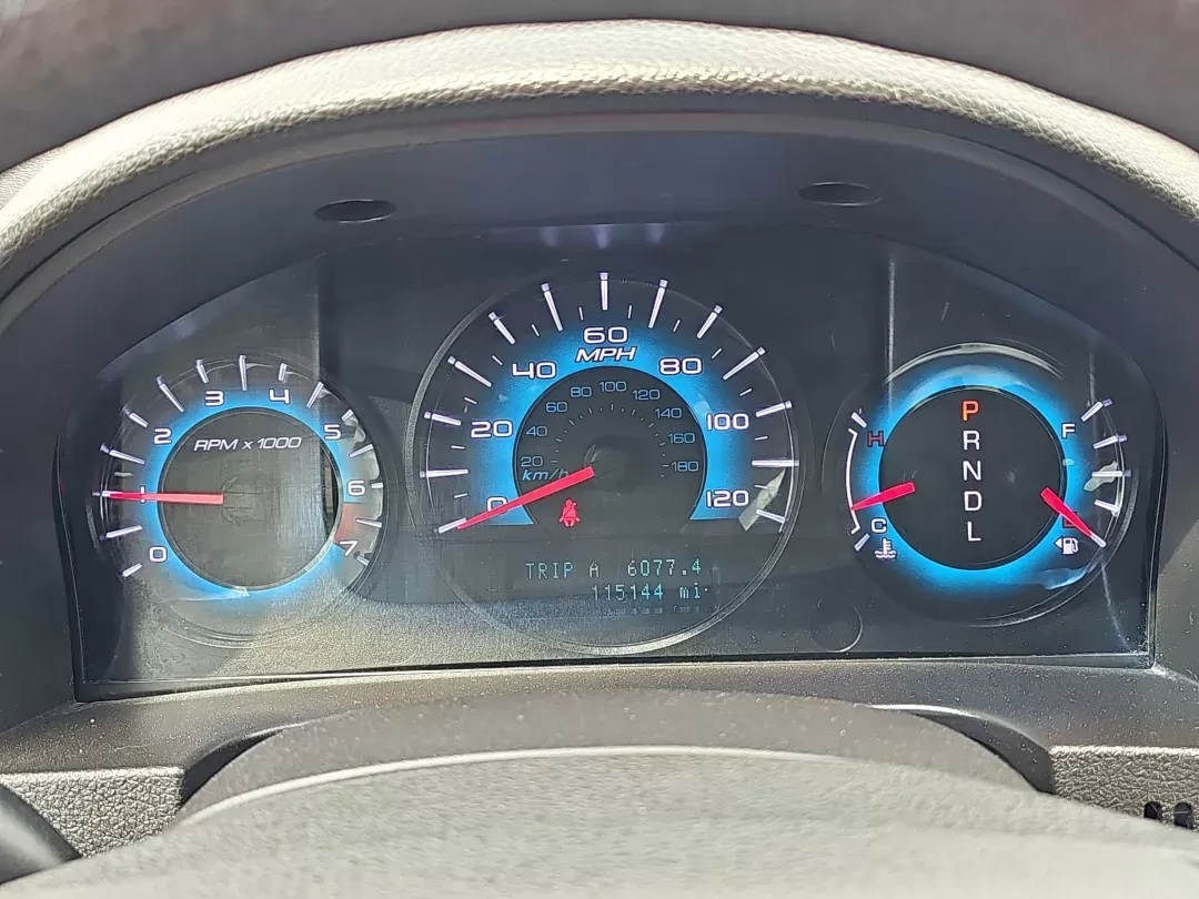 2012 /Charcoal Black Ford Fusion SE (3FAHP0HA0CR) with an Gas I4 2.5L/152 engine, 6-Speed Automatic transmission, located at 7000 Northlake Connector, Columbus, GA, 31904, (706) 987-8085, 32.524975, -84.978134 - 2012 Ford Fusion SE - Photo#11