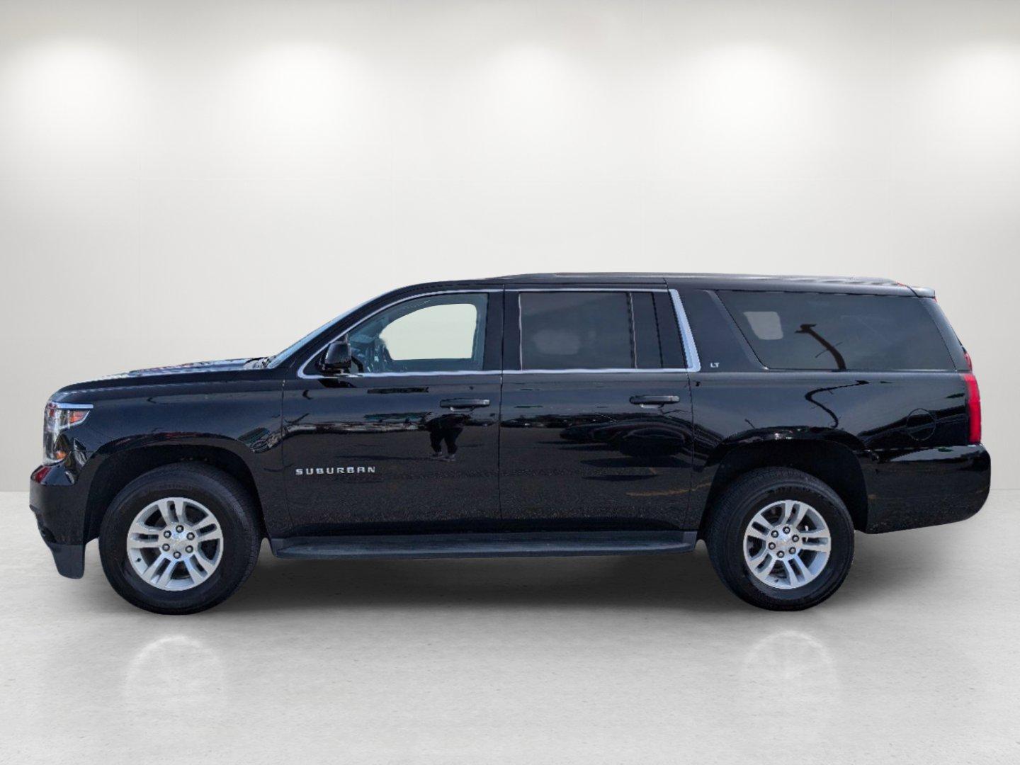 2020 /Jet Black/Dark Ash Chevrolet Suburban LT (1GNSCHKC7LR) with an Gas/Ethanol V8 5.3L/ engine, 6-Speed Automatic transmission, located at 3959 U.S. 80 W, Phenix City, AL, 36870, (334) 297-4885, 32.469296, -85.135185 - 2020 Chevrolet Suburban LT - Photo#7