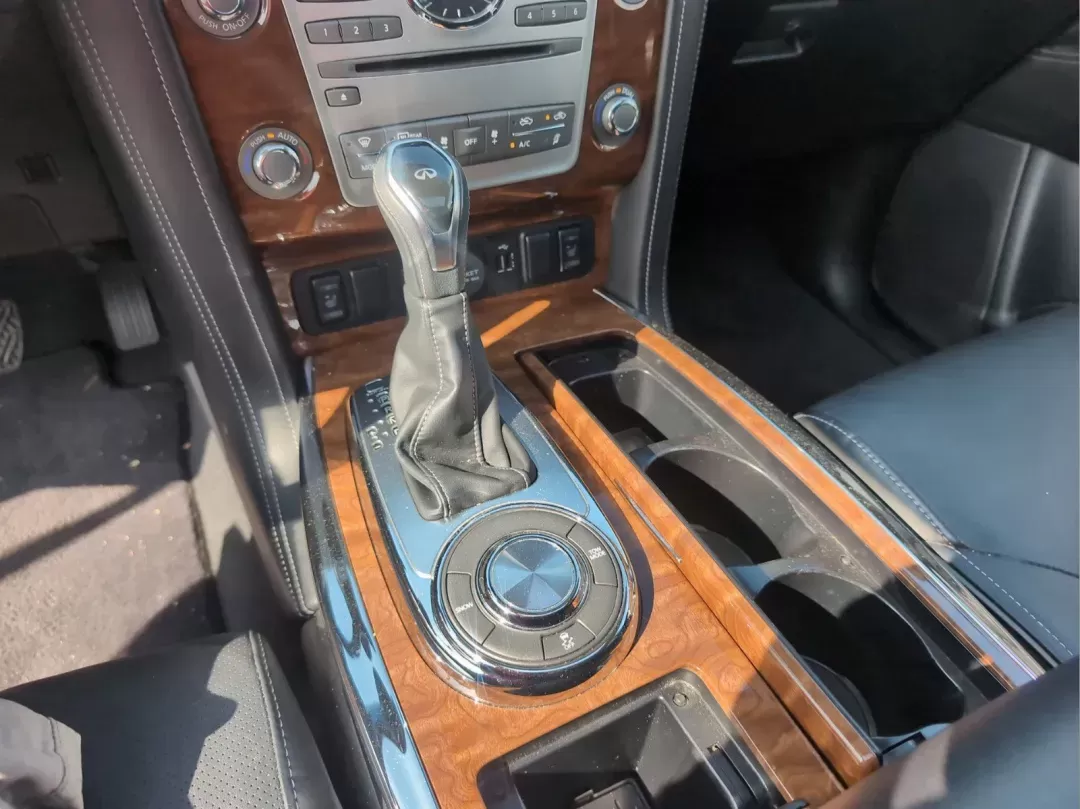 2019 /Black Infiniti QX80 LUXE (JN8AZ2NF9K9) with an Premium Unleaded V-8 5.6 L/339 engine, 7-Speed Automatic w/OD transmission, located at 1430 Gateway Drive, Opelika, AL, 36801, (334) 239-0944, 32.637871, -85.409790 - 2019 Infiniti QX80 LUXE - Photo#18