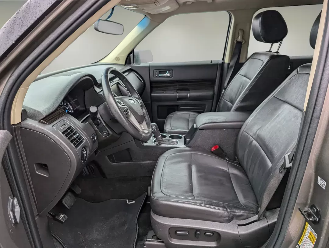 2014 Ford Flex SEL (2FMGK5C82EB) with an Regular Unleaded V-6 3.5 L/213 engine, 6-Speed Automatic w/OD transmission, located at 5115 14th Ave., Columbus, GA, 31904, (706) 323-0345, 32.511494, -84.971046 - 2014 Ford Flex SEL - Photo#9