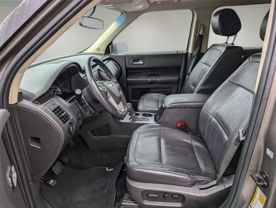2014 Ford Flex SEL (2FMGK5C82EB) with an Other engine, located at 1430 Gateway Drive, Opelika, AL, 36801, (334) 239-0944, 32.637871, -85.409790 - **Elevate Your Lifestyle with the 2014 Ford Flex SEL at Gils Auto - Phenix City!**<br /> <br /> Are you ready to turn heads and enhance your family adventures? The 2014 Ford Flex SEL is not just a vehicle; it's a lifestyle choice designed for families, weekend explorers, and anyone who craves a vers - Photo#9