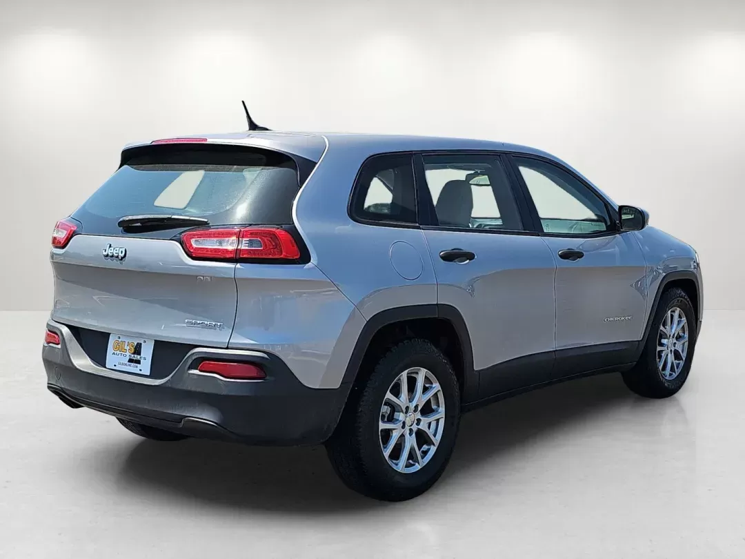 2015 /Lt Frost Beige/Black Jeep Cherokee Sport (1C4PJLAB3FW) with an Other engine, located at 3959 U.S. 80 W, Phenix City, AL, 36870, (334) 297-4885, 32.469296, -85.135185 - **Explore the Open Road in Style with the 2015 Jeep Cherokee Sport!**<br /> <br /> Are you ready for your next adventure? Whether you're looking for a weekend getaway, a reliable commuter vehicle for your daily grind, or a spacious ride for your growing family, the 2015 Jeep Cherokee Sport is the pe - Photo#4